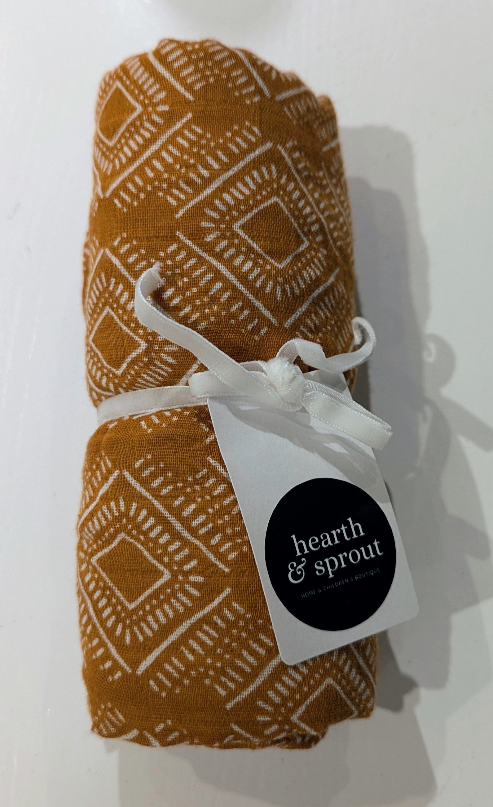 Muslin  Geometric Swaddle 100% Cotton - Tazmin Orange